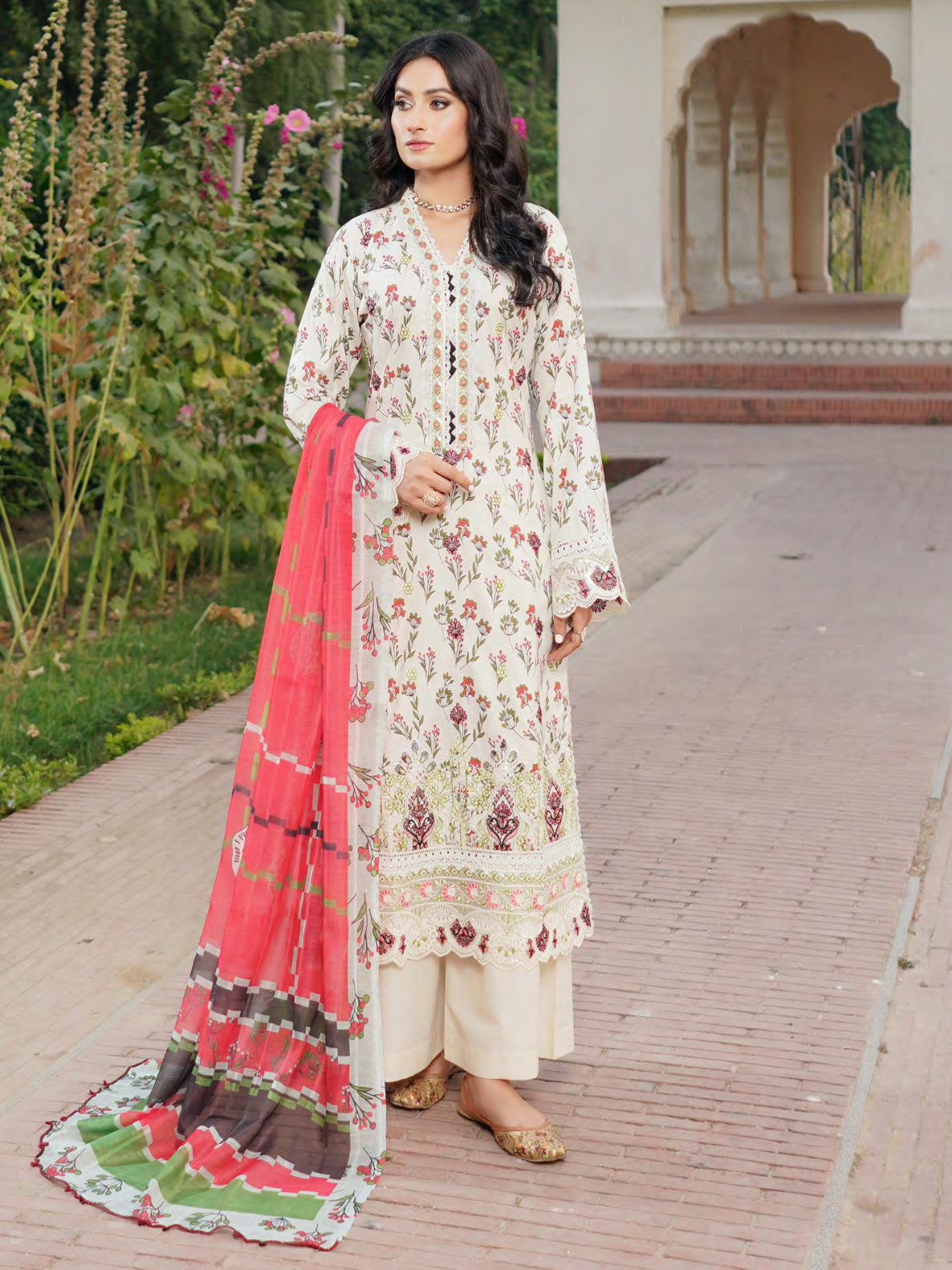 Off White Embroidered Stitched Salwar Set | Lawn Cotton | Munira